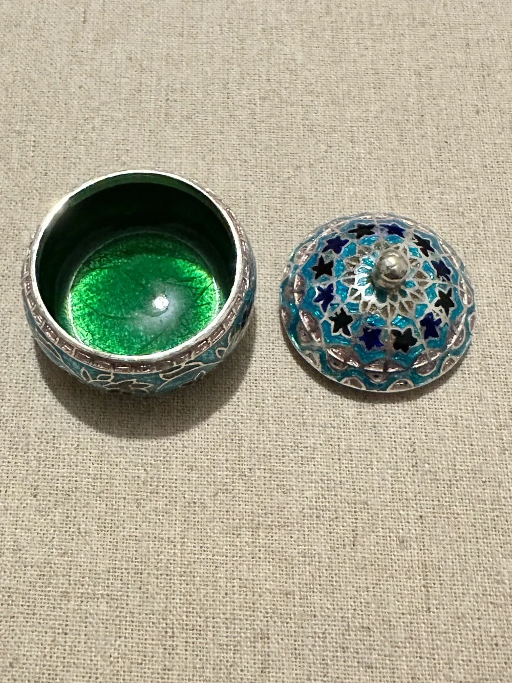 Vintage | Trinket Holder | Handcrafted Turquoise Floral Enamel Trinket Box